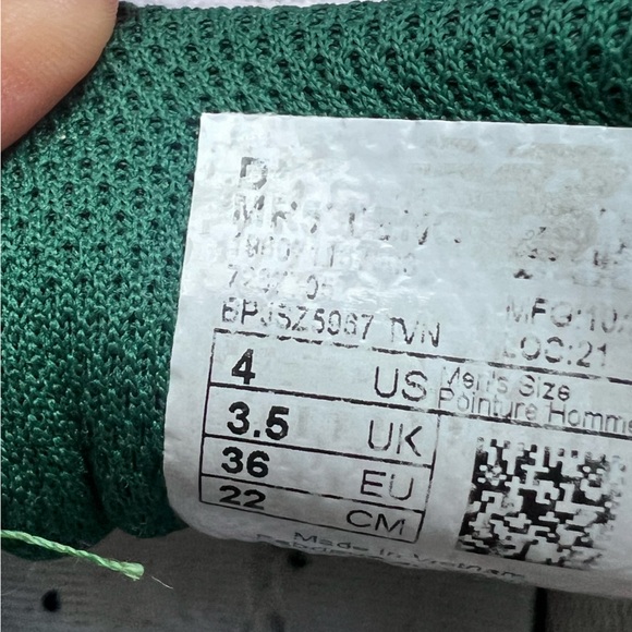 New Balance 530’s White and Green - Picture 5 of 6